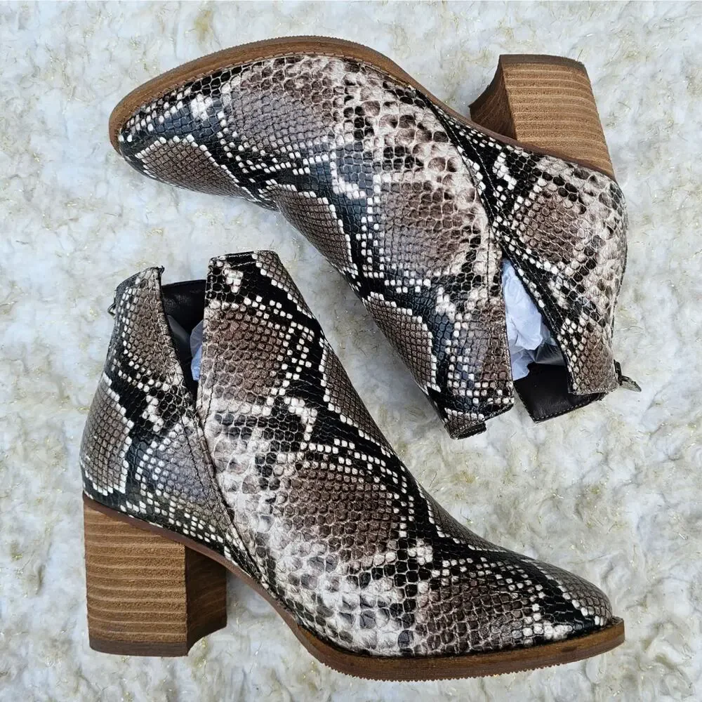Snake Print Booties Aqua College Naomi Size 8 Waterproof Leather Brown